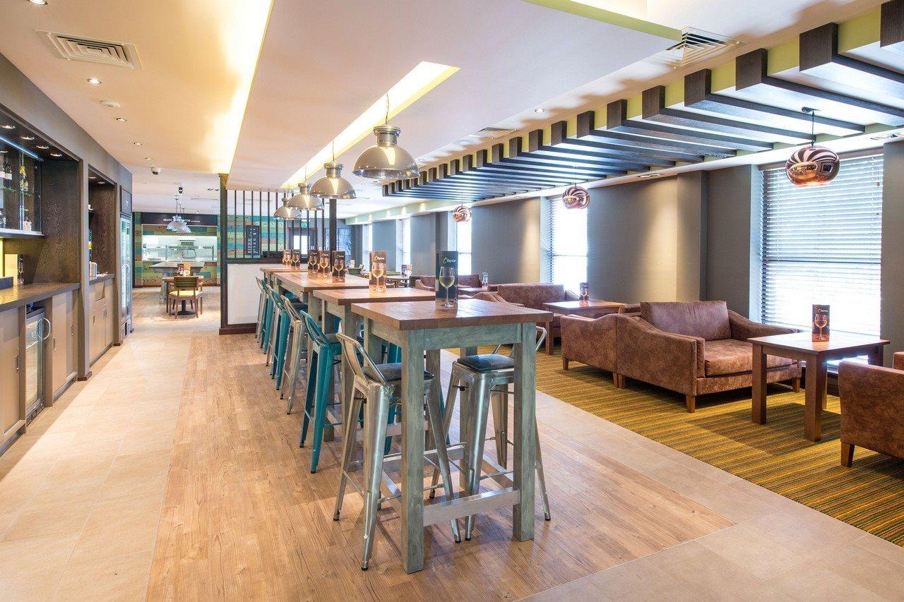 Premier Inn Chelmsford City Centre المظهر الخارجي الصورة